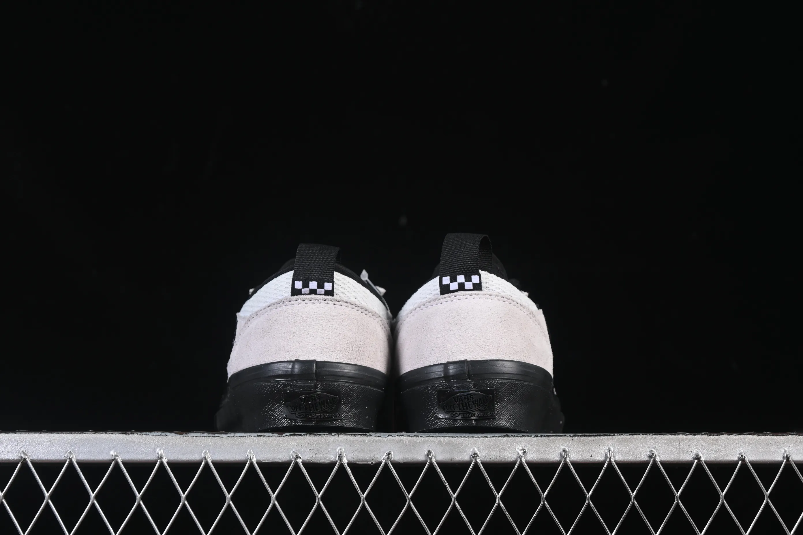 All categories Vans Vans series Vans Low Vans low-top Vans Safe Brady Low Vans high-end branch low-top retro casual sneakers VN000EEHBWI